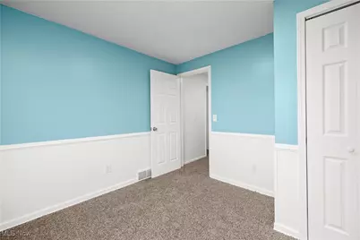 4543 Norfolk Avenue, Lorain, OH 44055 - Photo 29