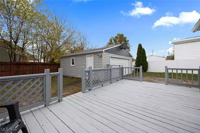 4543 Norfolk Avenue, Lorain, OH 44055 - Photo 33