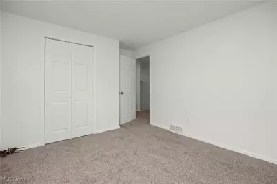 4543 Norfolk Avenue, Lorain, OH 44055 - Photo 23