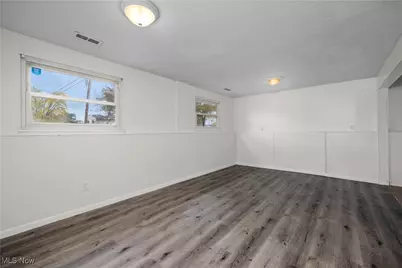 4543 Norfolk Avenue, Lorain, OH 44055 - Photo 13