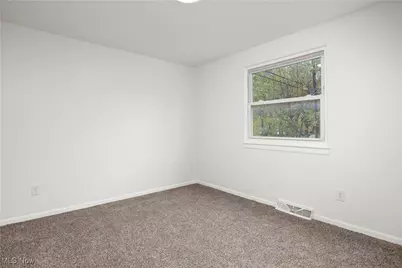 4543 Norfolk Avenue, Lorain, OH 44055 - Photo 21