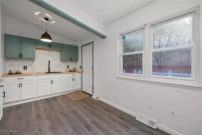 4543 Norfolk Avenue, Lorain, OH 44055 - Photo 11