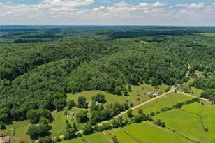 1728 Tall Timber Rd NE, New Philadelphia, OH 44663 - Photo 13