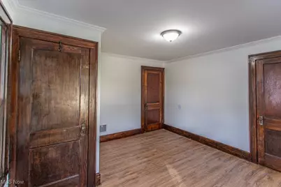 154 S Schenley Avenue, Youngstown, OH 44509 - Photo 17