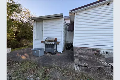 33855 State Route 800, New Matamoras, OH 45767 - Photo 5