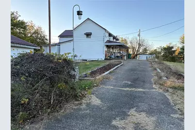 33855 State Route 800, New Matamoras, OH 45767 - Photo 9