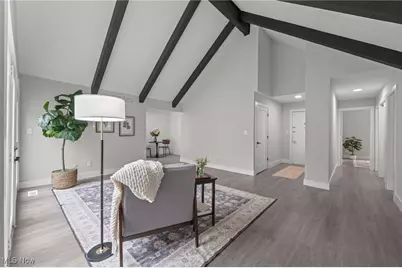 375 Big Bend Circle, Barberton, OH 44203 - Photo 9