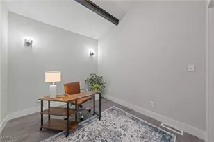 375 Big Bend Cir, Barberton, OH 44203 - Photo 33