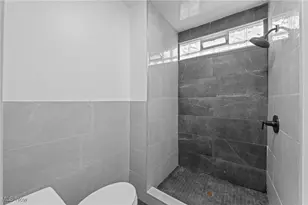 375 Big Bend Cir, Barberton, OH 44203 - Photo 29