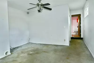 1200 Patchen Avenue SE, Warren, OH 44484 - Photo 31