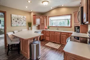 11316 Cleveland Ave NW, Uniontown, OH 44685 - Photo 13