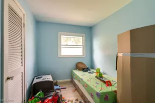 2303 Bollinger Ave NE, Canton, OH 44705 - Photo 11