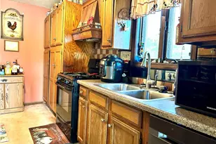 26223 Wildwood Dr, Beloit, OH 44609 - Photo 11