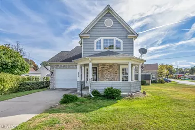 38514 N Beachview Road, Willoughby, OH 44094 - Photo 1