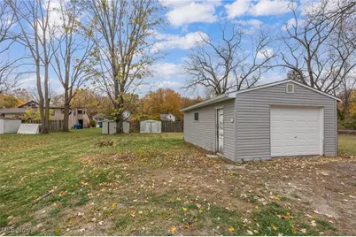 6870 Breck, North Ridgeville, OH 44039 - Photo 17