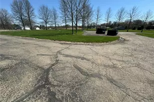 1173 Manchester Ave SW, North Lawrence, OH 44666 - Photo 5