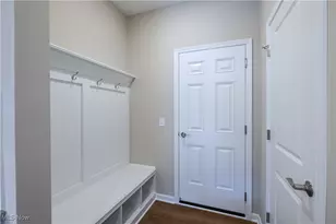 950-5 Memory Ln, Aurora, OH 44202 - Photo 7