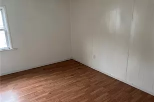 1752 Chester Ave, Wellsville, OH 43968 - Photo 7