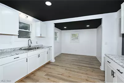 1074 Linden Avenue, Akron, OH 44310 - Photo 17