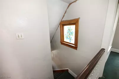 152 Pennsylvania Avenue, Chester, WV 26034 - Photo 15