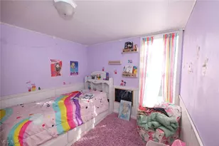 152 Pennsylvania Ave, Chester, WV 26034 - Photo 13