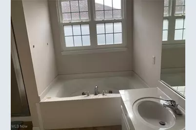 10358 Townley Court, Aurora, OH 44202 - Photo 11