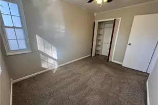 324 E 235th St, Euclid, OH 44123 - Photo 21