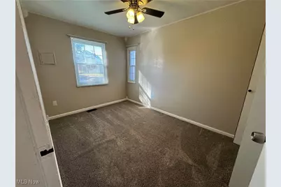 324 E 235th Street, Euclid, OH 44123 - Photo 19