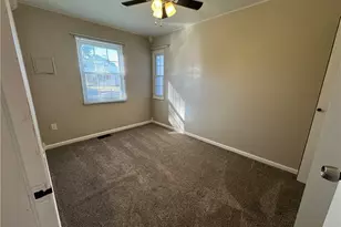 324 E 235th St, Euclid, OH 44123 - Photo 19