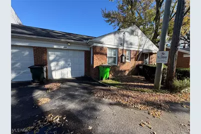 324 E 235th Street, Euclid, OH 44123 - Photo 11