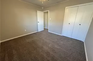 324 E 235th St, Euclid, OH 44123 - Photo 5