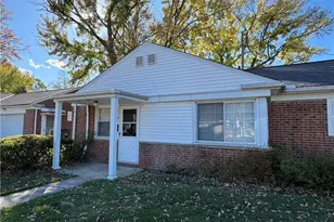 324 E 235th St, Euclid, OH 44123 - Photo 13