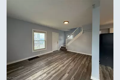 1305 Curtis Street, Akron, OH 44301 - Photo 7
