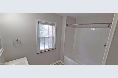 17718 Lomond Boulevard, Huber Heights, OH 44122 - Photo 15