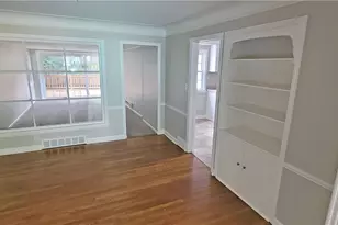 17718 Lomond Blvd, Huber Heights, OH 44122 - Photo 5