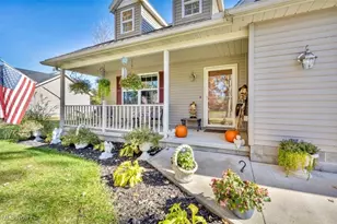 1073 Ashview Dr, Madison, OH 44057 - Photo 3