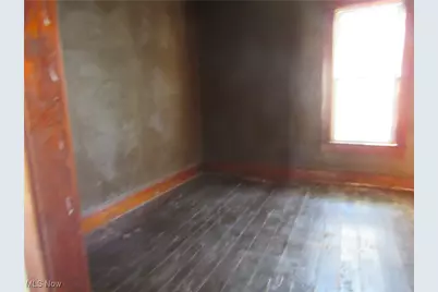 160 Erie Street, Elyria, OH 44035 - Photo 11