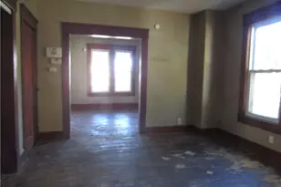 160 Erie St, Elyria, OH 44035 - Photo 7