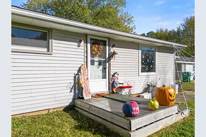 1046 W Ohio Avenue, Sebring, OH 44672 - Photo 5