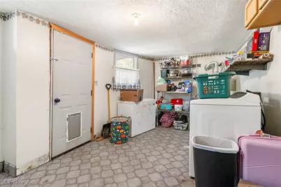 1046 W Ohio Avenue, Sebring, OH 44672 - Photo 15