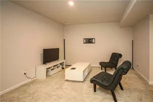 76 Wanda Ct, Kent, OH 44240 - Photo 33