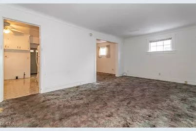 934 E 223rd Street, Euclid, OH 44123 - Photo 5