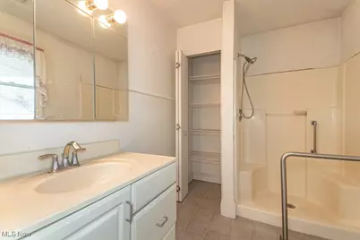 934 E 223rd Street, Euclid, OH 44123 - Photo 11