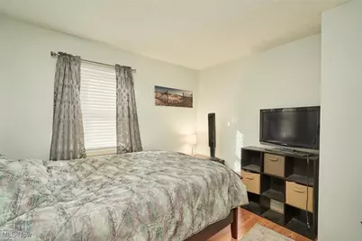 1422 Slagle Drive, Akron, OH 44312 - Photo 9