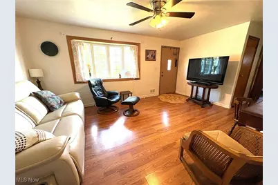 154 Alta Street, Weirton, WV 26062 - Photo 3