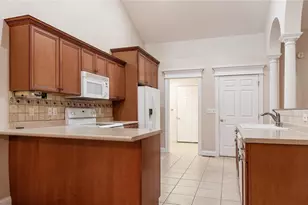 3490 Regans Way, Zanesville, OH 43701 - Photo 5