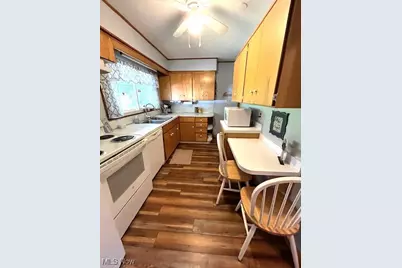 3320 Hudson Drive, Cuyahoga Falls, OH 44221 - Photo 13