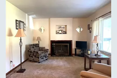 3320 Hudson Drive, Cuyahoga Falls, OH 44221 - Photo 9