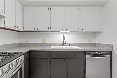 1105 Canyon View Road #106, Northfield, OH 44067 - Photo 7