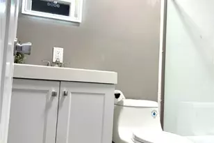 1054 Karen Dr, Akron, OH 44313 - Photo 23